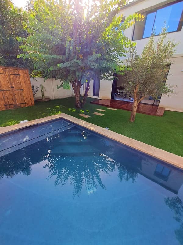 Aménagement de jardin contemporain avec Piscine sur Bordeaux